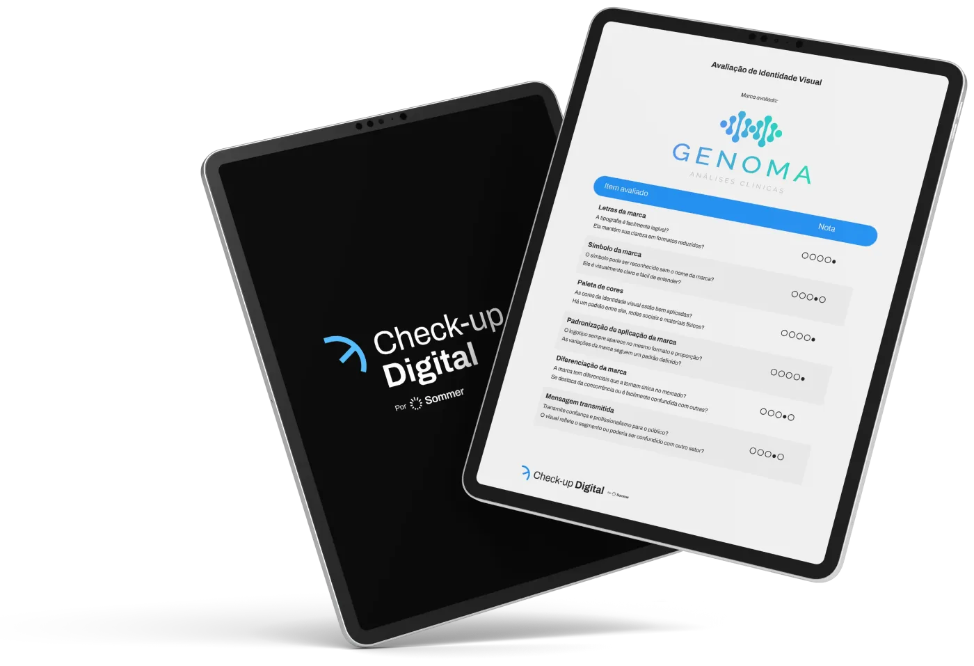 O relatório do Check-up Digital aberto em dois iPads, mostrando a avaliação de identidade visual de um laboratório